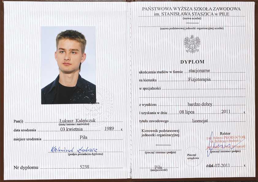 Skan dyplomu